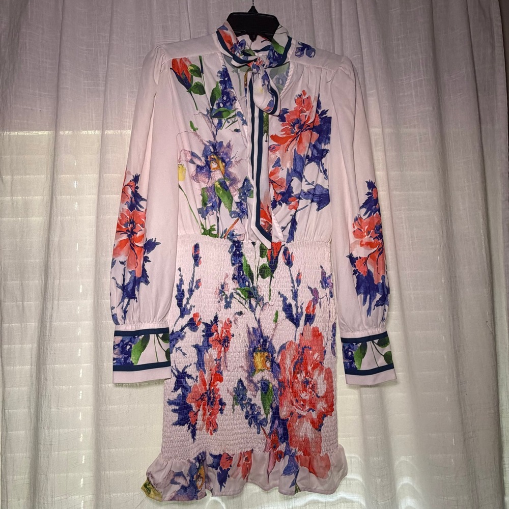 Her Bottari Dress Womens Medium White Floral Smocked Bodycon Mini Tie‎ Neck